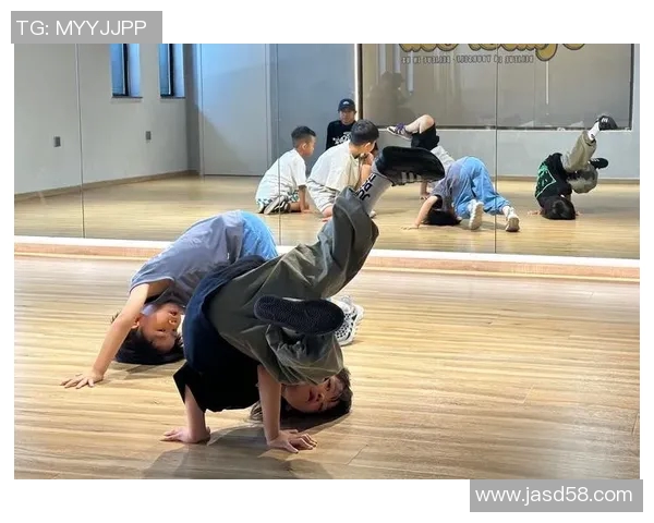 街舞纪实：见证成都街舞队如何逆风翻盘实现梦想的奋斗历程