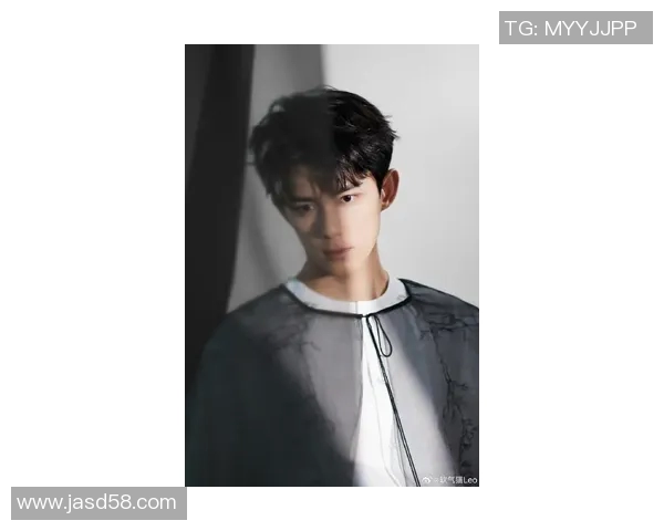 吴磊凭借精湛演技与多面才华再度赢得观众喜爱，未来发展备受瞩目