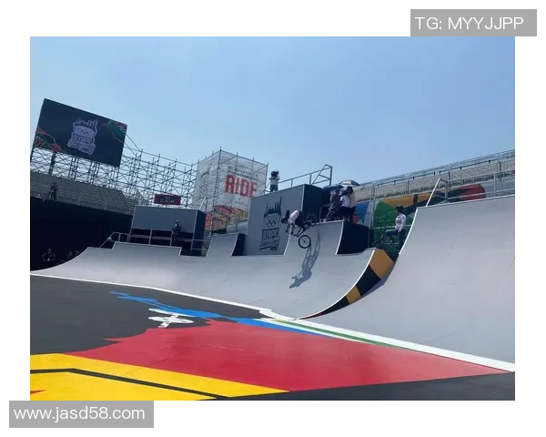 滑板精英赛特别报道：北京极限运动队勇闯巅峰的精彩逆袭之旅